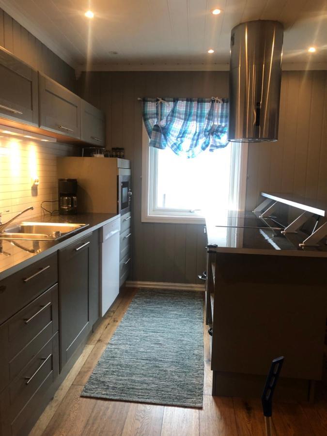 Apartmán Den Gule Huset Lyngdal Exteriér fotografie